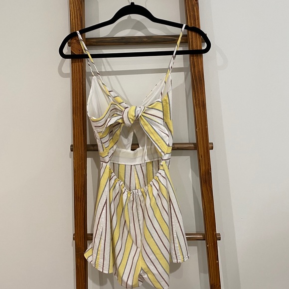 Yellow and White Stripe Romper with Cutout - Picture 3 of 6